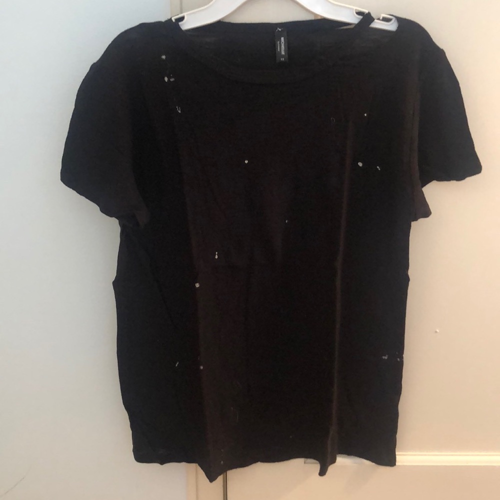 Black tshirt